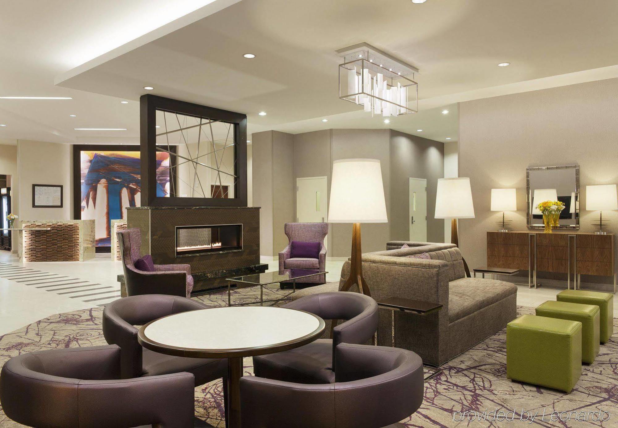 Residence Inn Alexandria Old Town South At Carlyle Beltér fotó