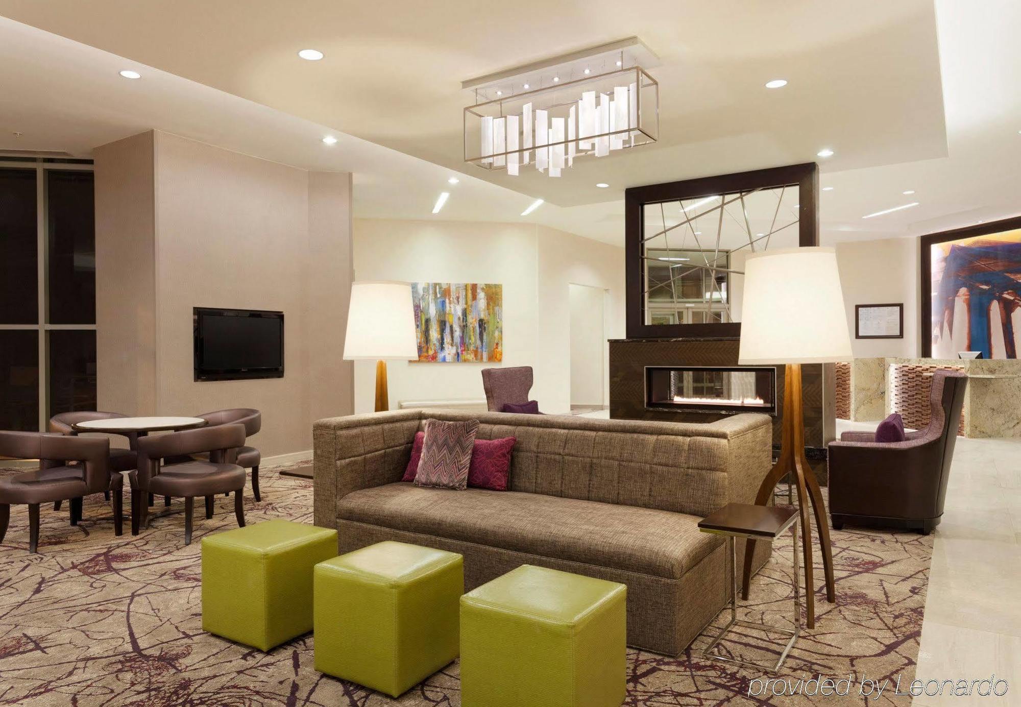 Residence Inn Alexandria Old Town South At Carlyle Beltér fotó